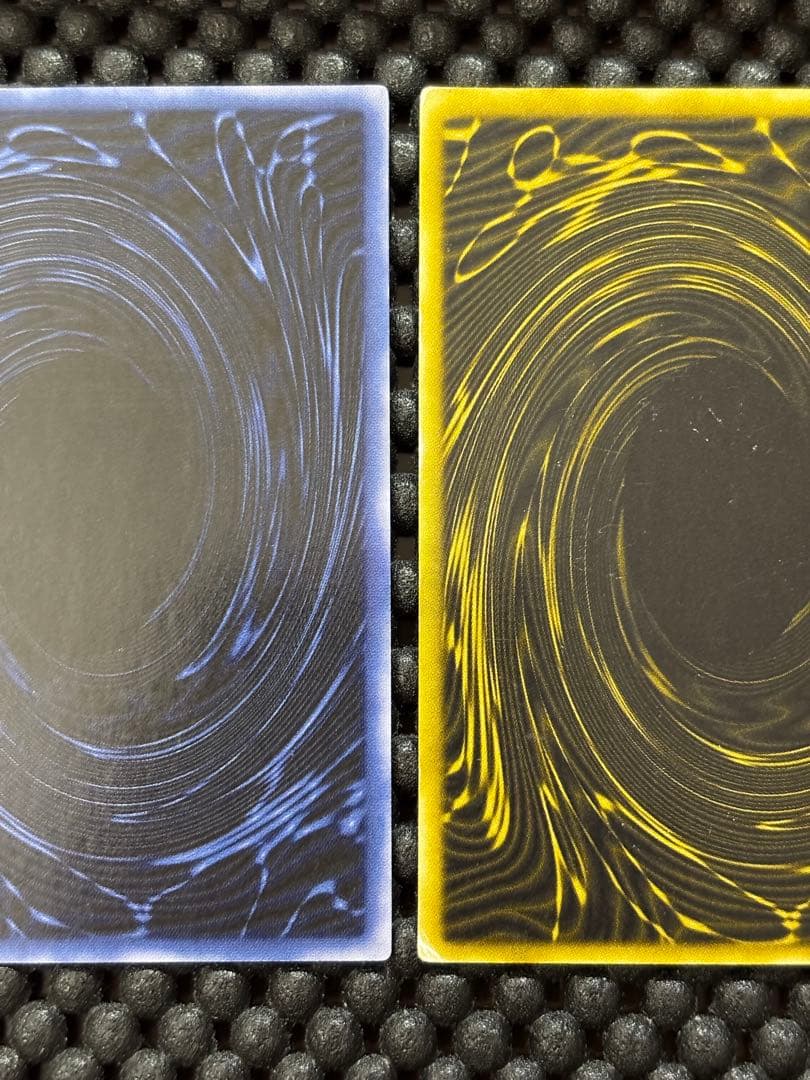 【当時物】遊戯王 三幻神 オシリスの天空竜 オベリスクの巨神兵 ラーの翼神竜