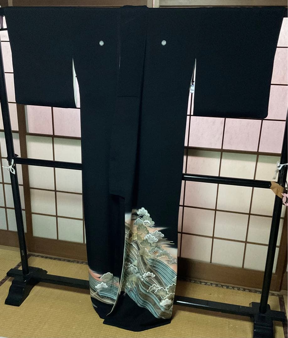 (専用)作家物高級留袖　比翼付き、襦袢付き　特別サービス品