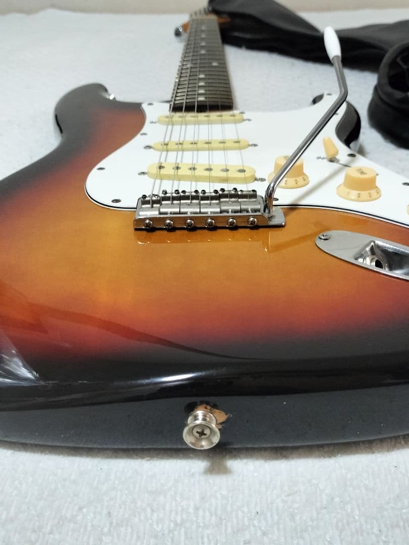 Squier by Fender 日本製 ストラトキャスター Eシリアル