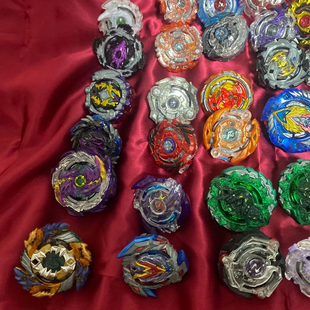 ベイブレードバースト　まとめ売り　45個　おまけあり