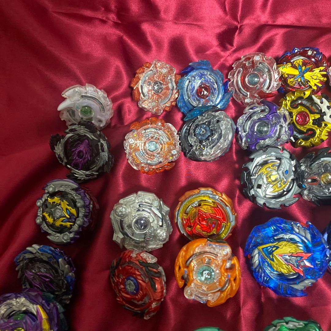 ベイブレードバースト　まとめ売り　45個　おまけあり