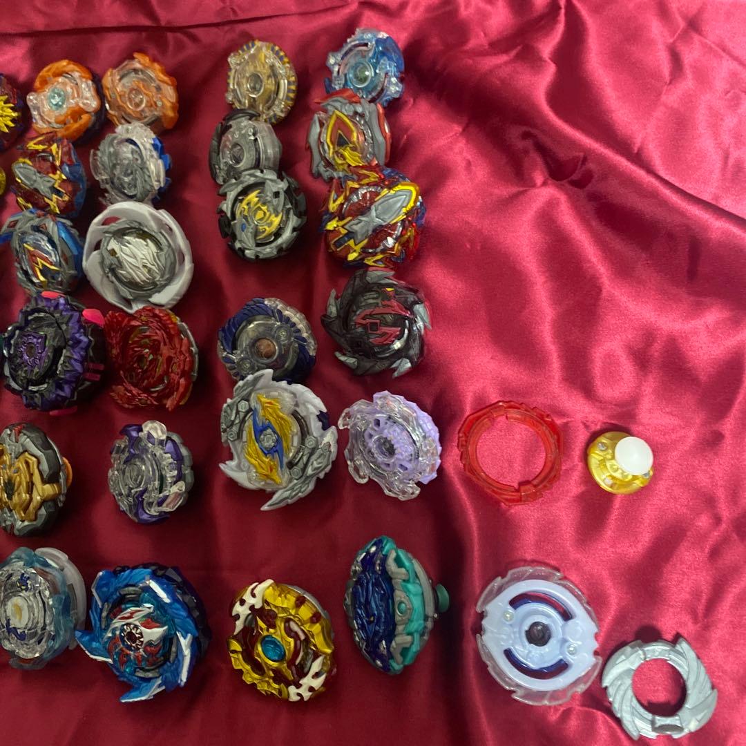 ベイブレードバースト　まとめ売り　45個　おまけあり