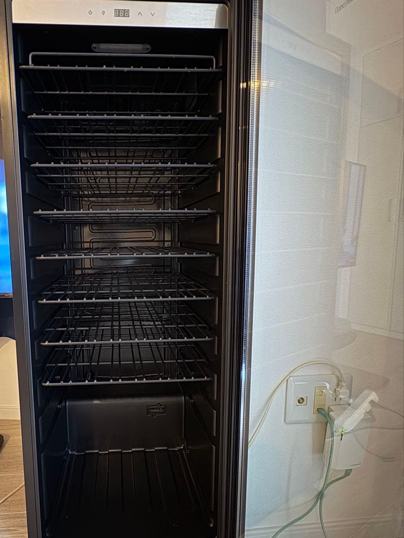 フォルスタージャパン　ノンフロンワインセラー FJH-200GS