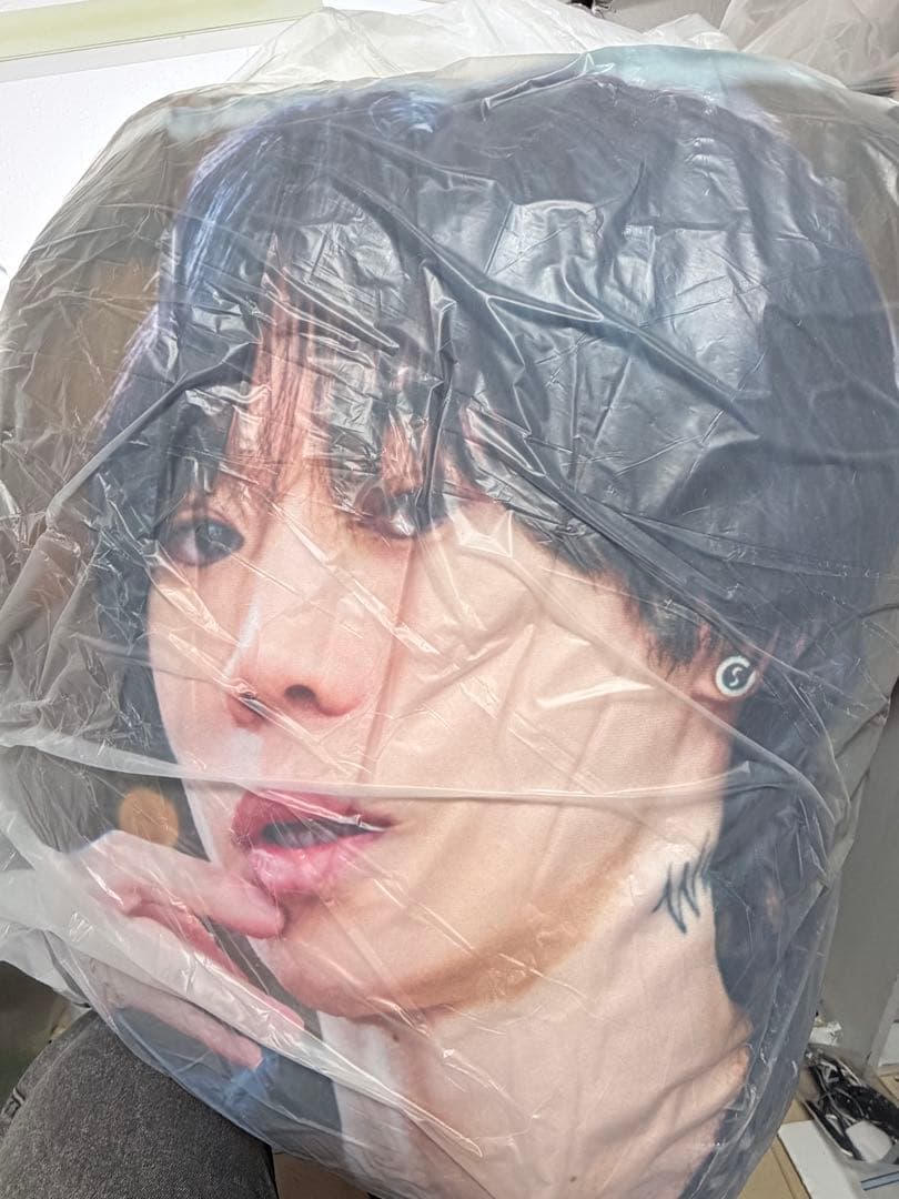 SHIROSE抱き枕 金髪 vs 黒髪