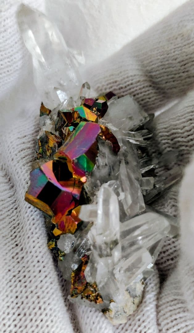 h*g様 【コレクター向】レインボーパイライト 水晶クラスター 共生 インドネシ