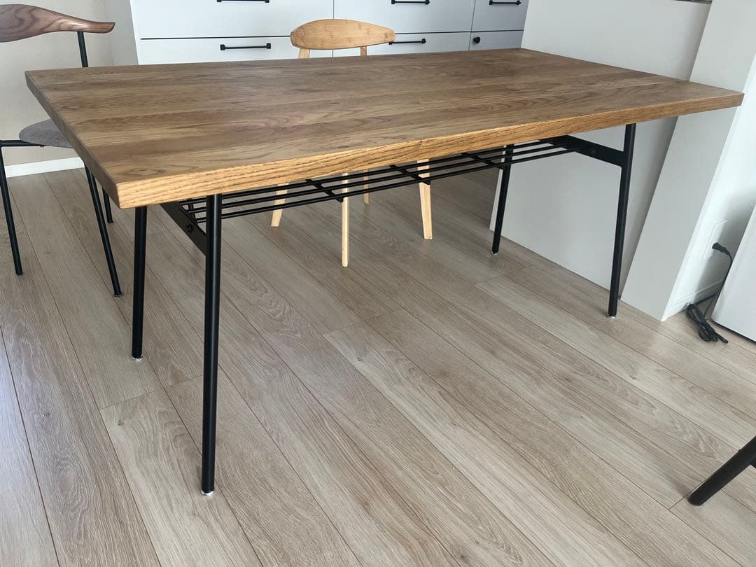 クラッシュゲート　ダイニングテーブル