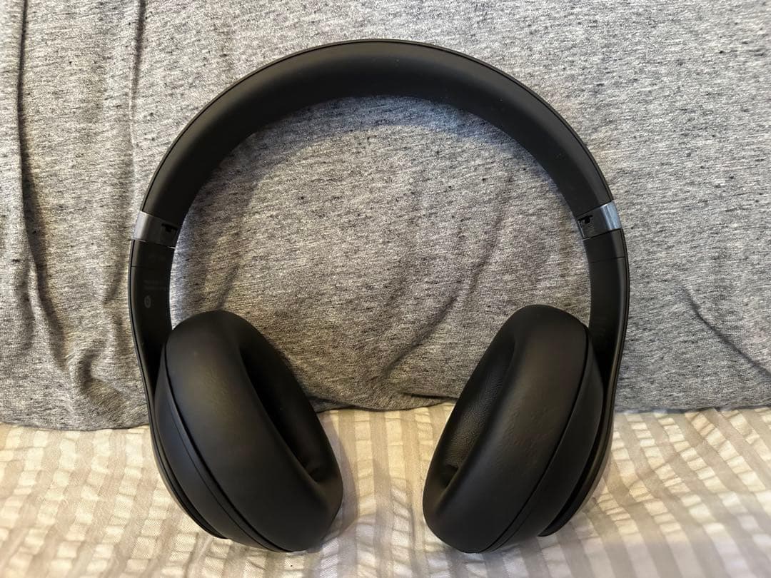 [タイムセール中]Beats Studio Pro 黒 アクセサリー付き