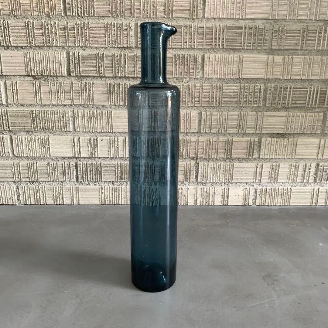 北欧ビンテージナニー・スティル　コリステプッロ　リーヒマエンラシ　ガラスボトル