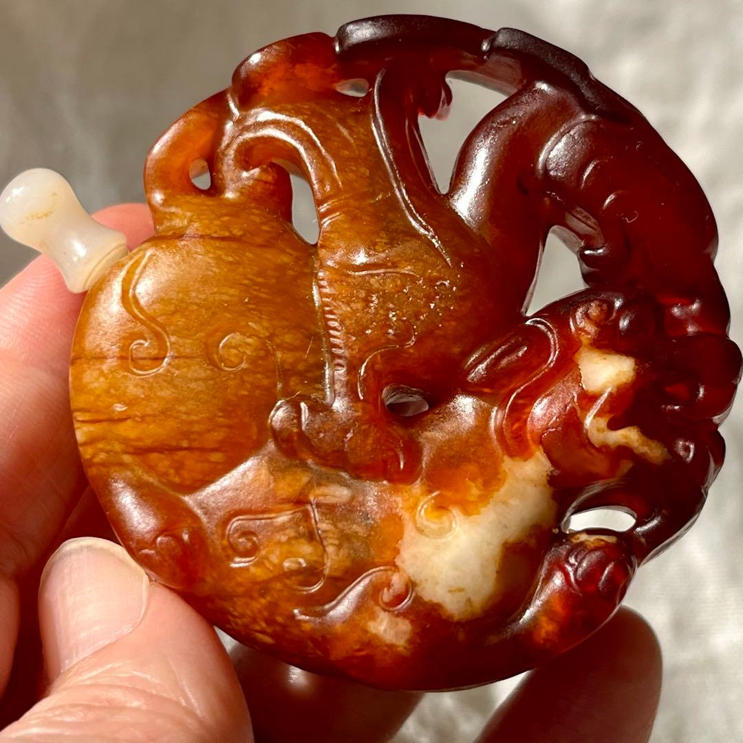 和田玉 赤玉 鼻煙壺 嗅ぎタバコケース 古玉 手彫 彫刻 神獣 軟玉 ネフライト