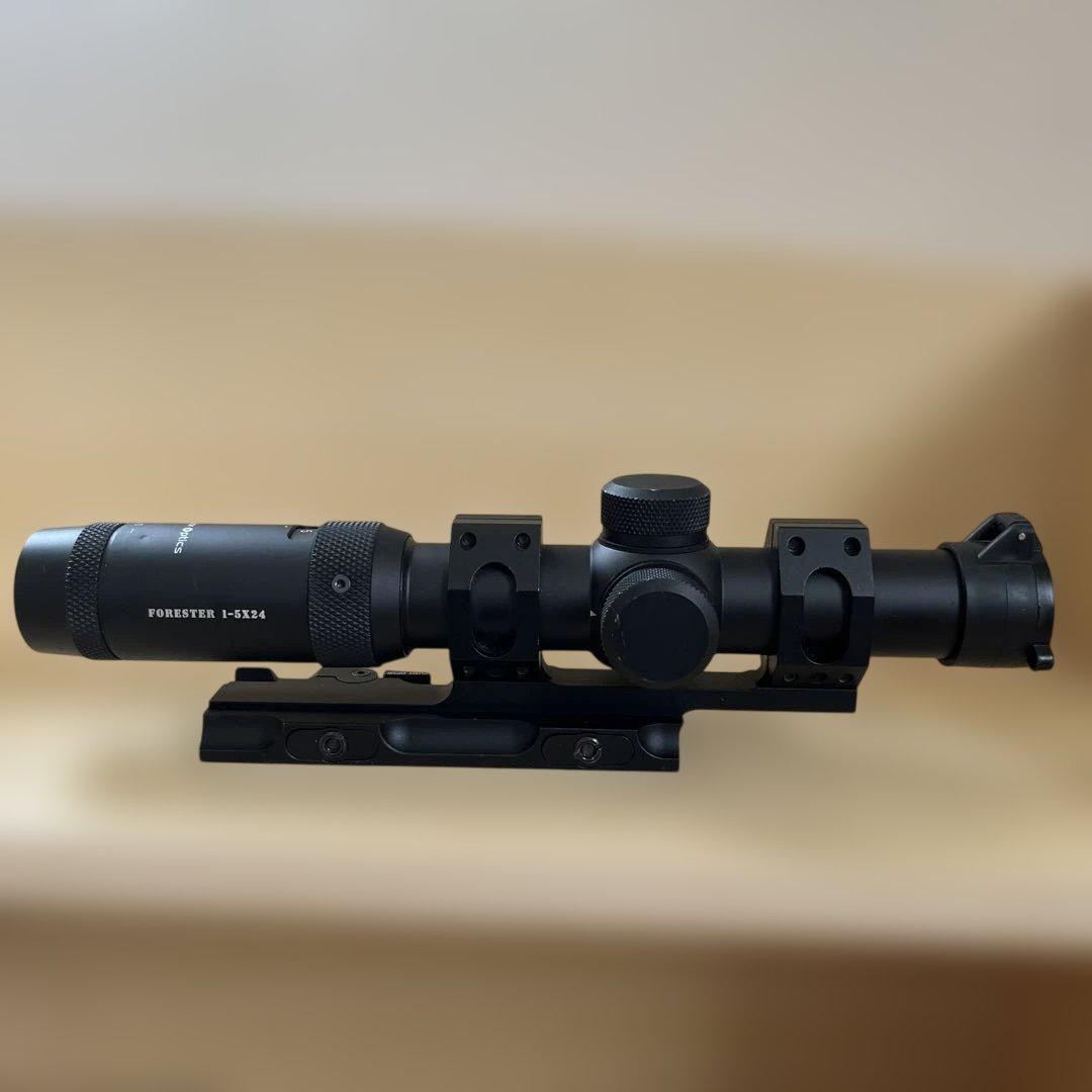 vector optics forester 1-5×24 スコープ　マウント付