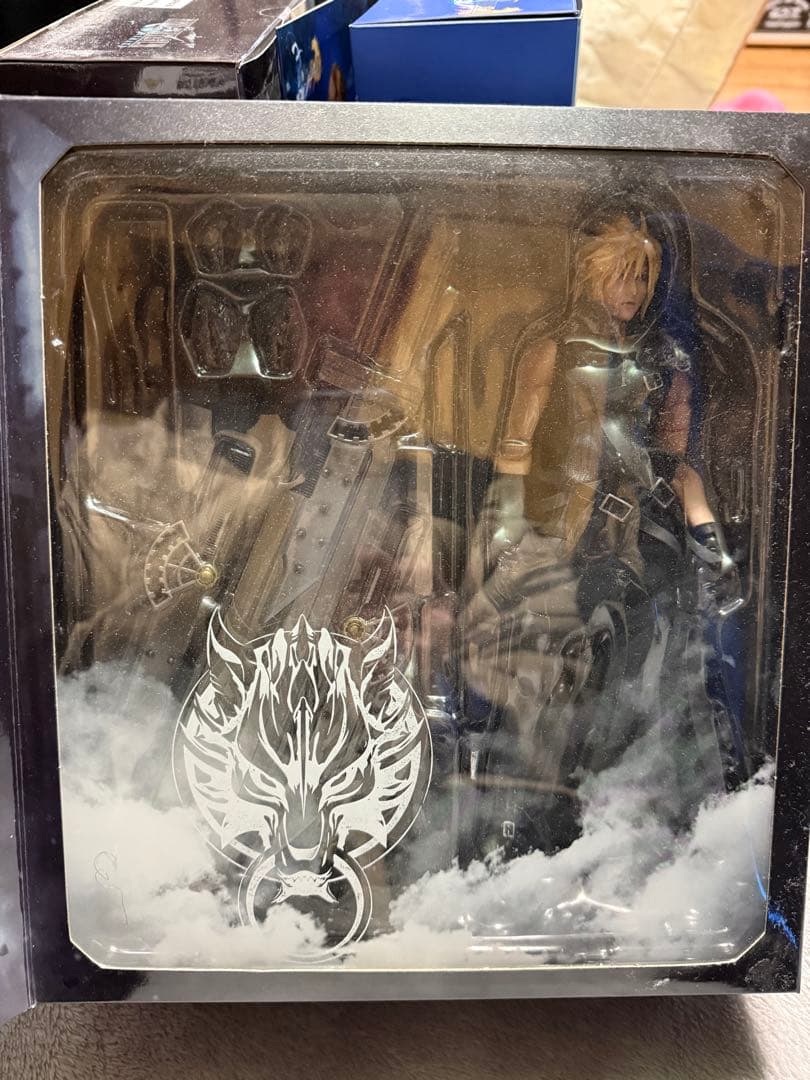 ゲームキャラクター FINAL FANTASY VII CLOUD STRIFE
