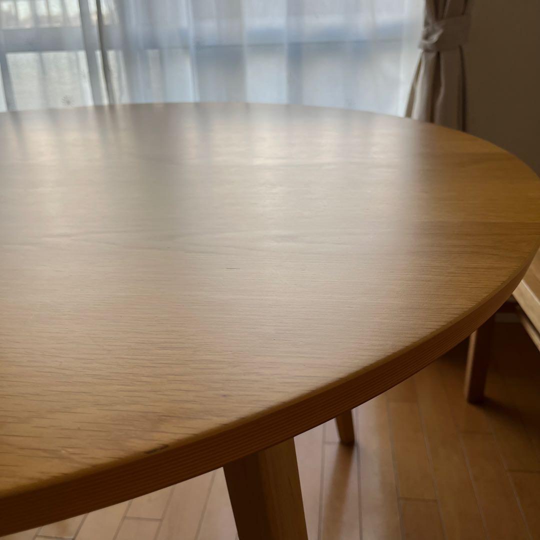 ベルメゾン★集える円形ダイニングテーブル 直径約110cm(解体済)北欧風