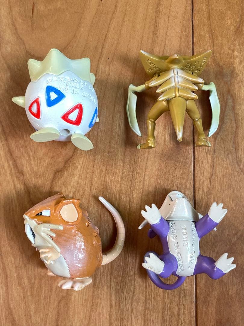 ポケットモンスター　ポケモン　モンコレ　Pokemon カブトプス　シャワーズ