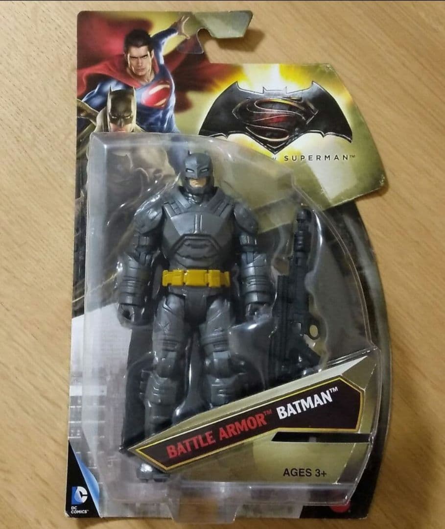 マテル　バットマン　フィギュア　バトルアーマー　アクションフィギュア