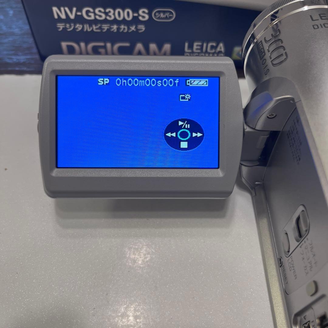 パナソニック NV-GS300-S シルバー デジタルビデオカメラ ミニDV