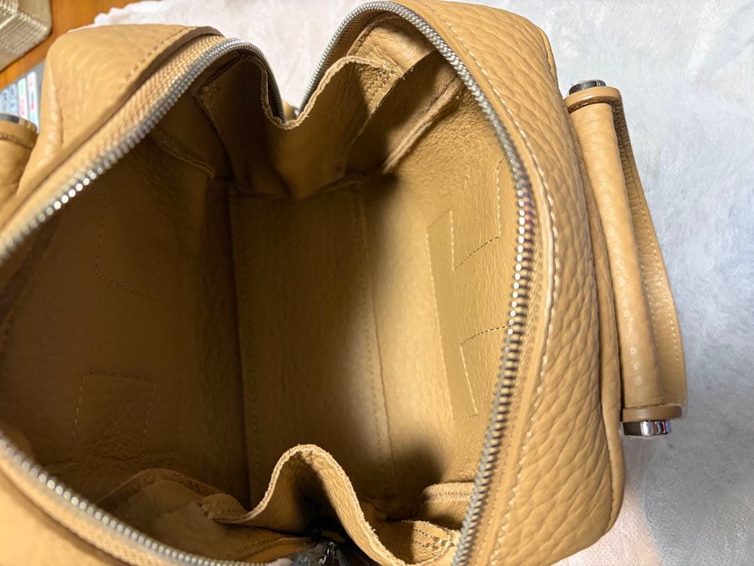 IACUCCI イアクッチ　クーポラ ALCE ショルダーバック　未使用に近い