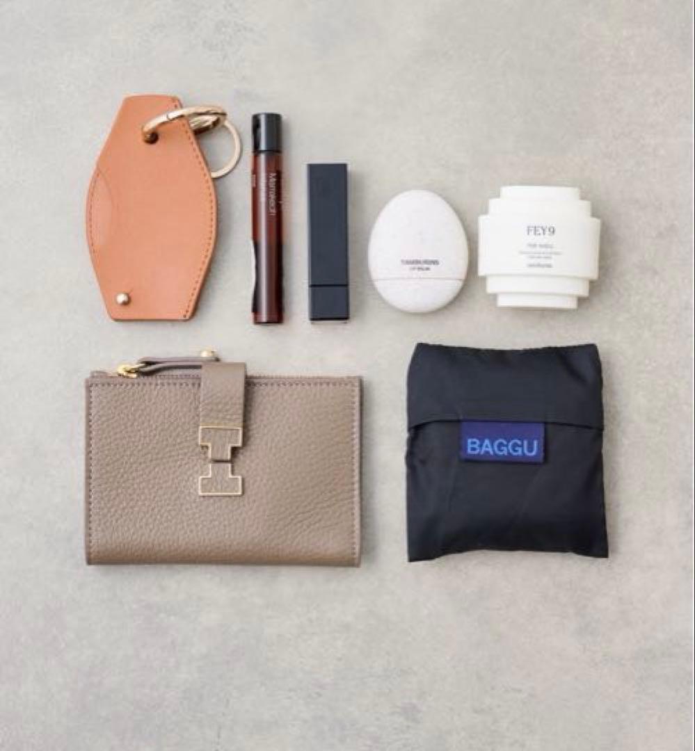 IACUCCI イアクッチ　クーポラ ALCE ショルダーバック　未使用に近い