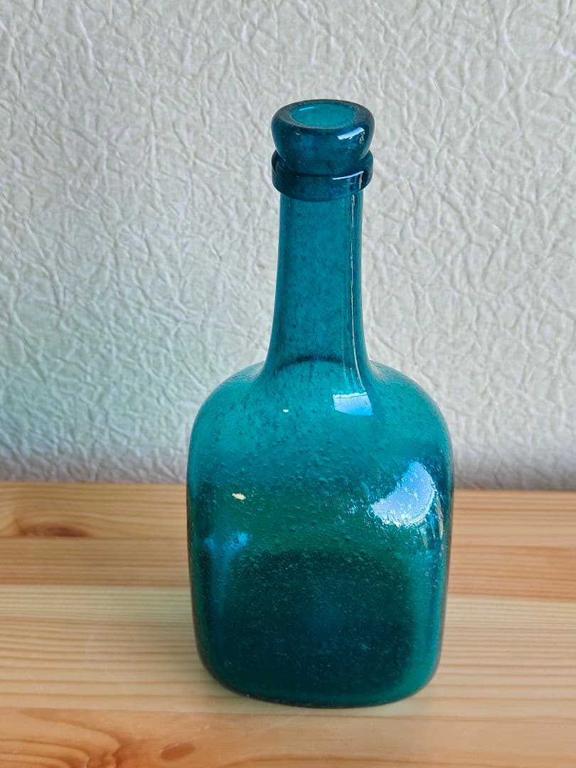 倉敷ガラス　小谷真三　吹きガラス　飾り瓶　花瓶　花入