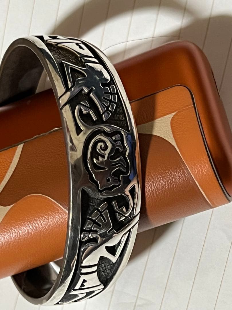 SAAD シルバー 彫刻入り バングルオーバーレイ