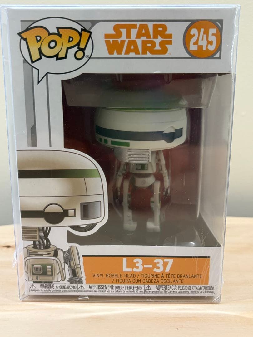 【新品　限定品含】Funko popスターウォーズフィギュア 3体　保護ケース付