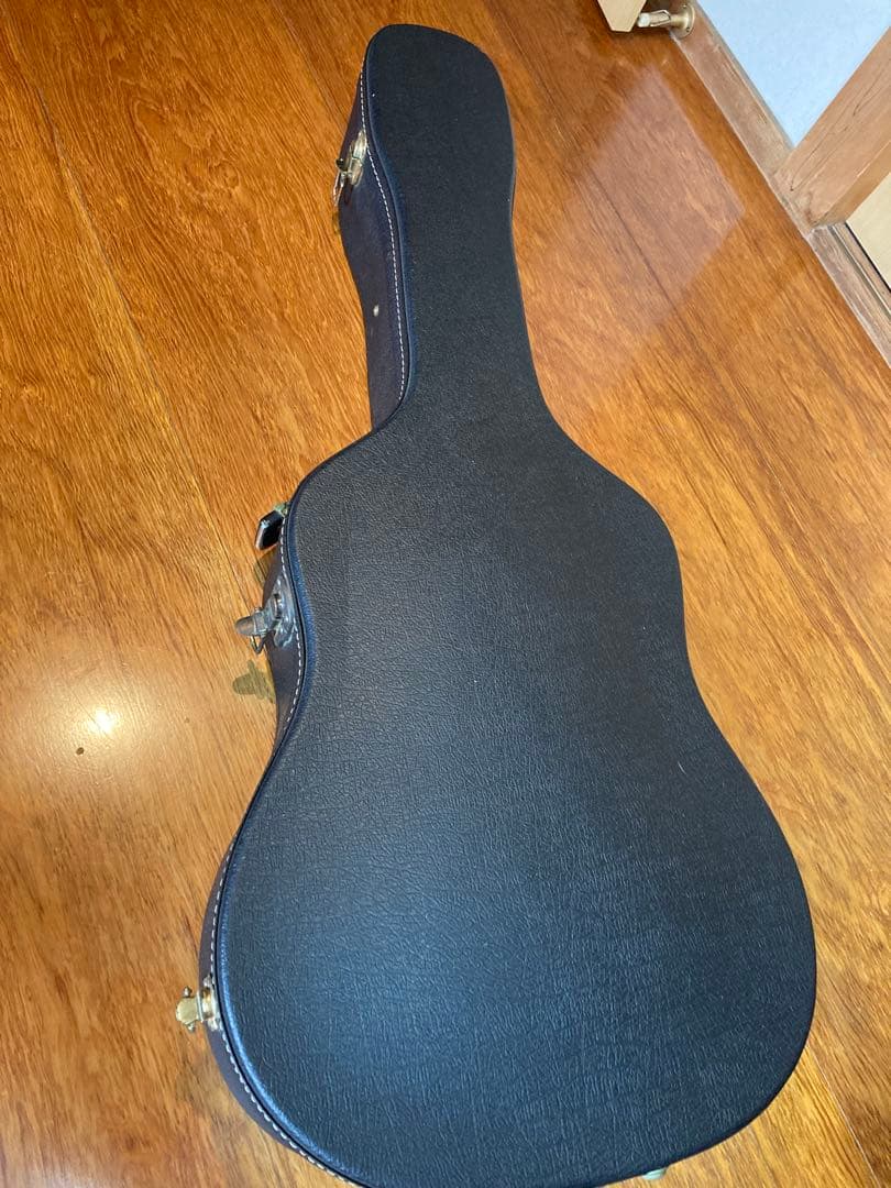 モーリスアコースティックギタージャパンヴィンテージ　ハードケース付　morris