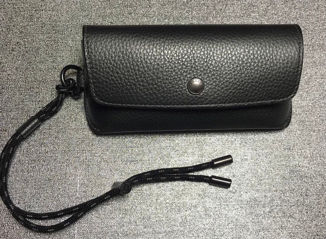 COACH サングラス & ケース