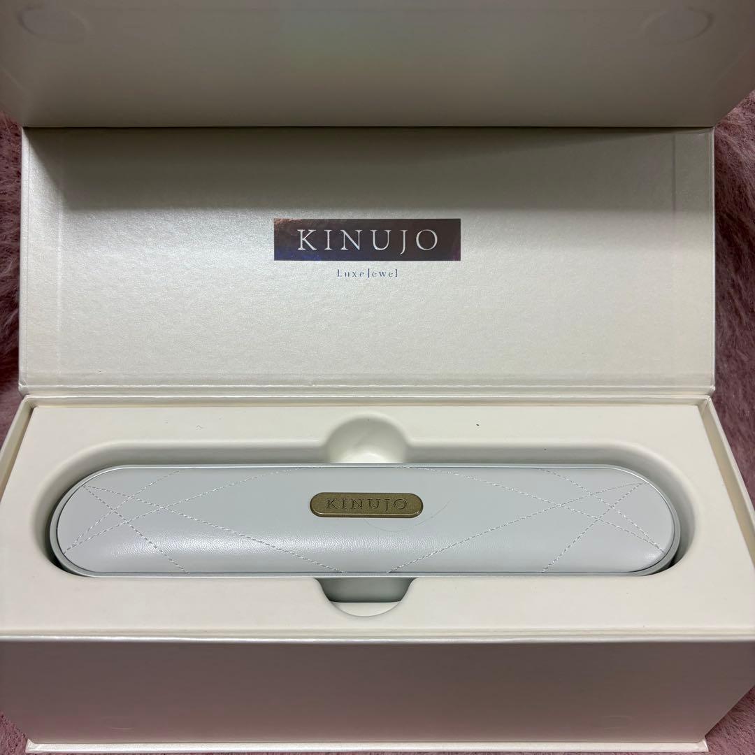 KINUJO コードレスストレートヘアアイロン 専用ケース付き