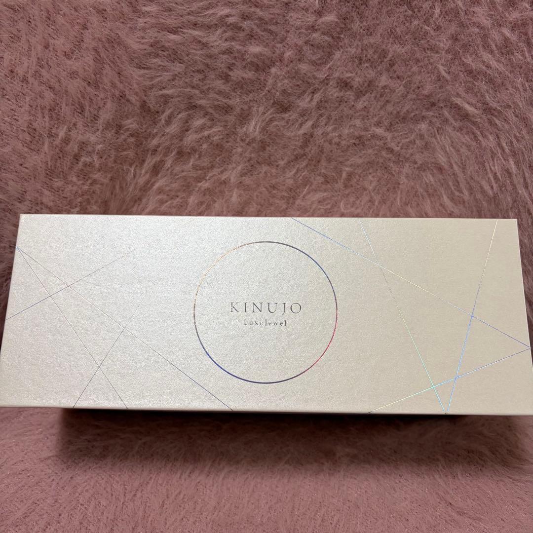 KINUJO コードレスストレートヘアアイロン 専用ケース付き