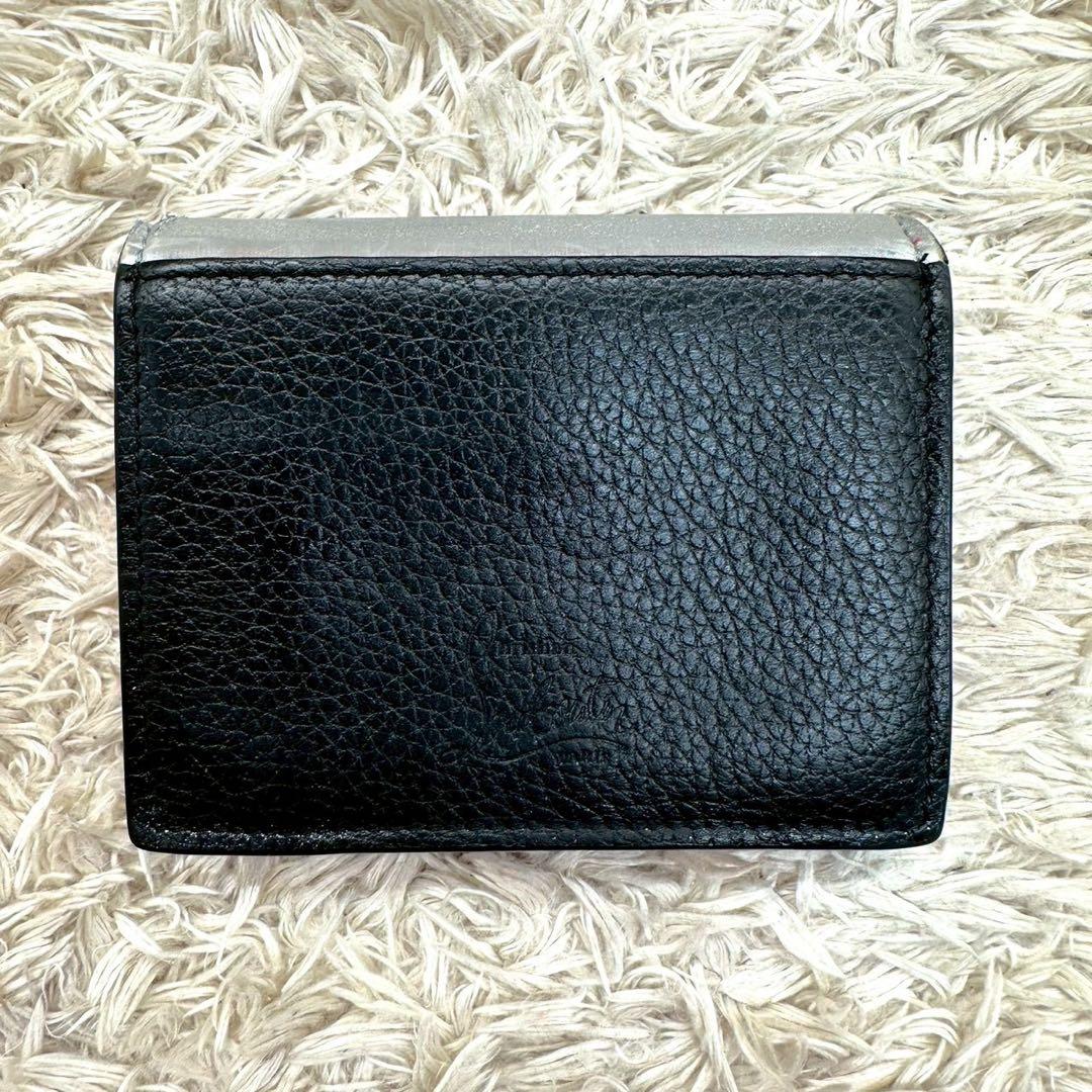 【美品】クリスチャンルブタン 二つ折り財布 シルバー スタッズ ユニセックス