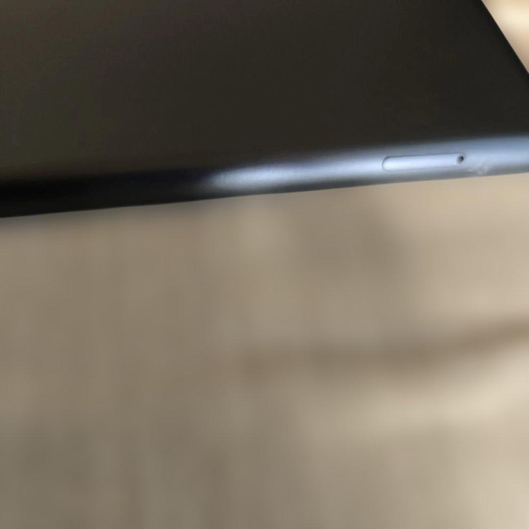 第8世代 32GB セルラーモデル 32GBスペースグレ85％