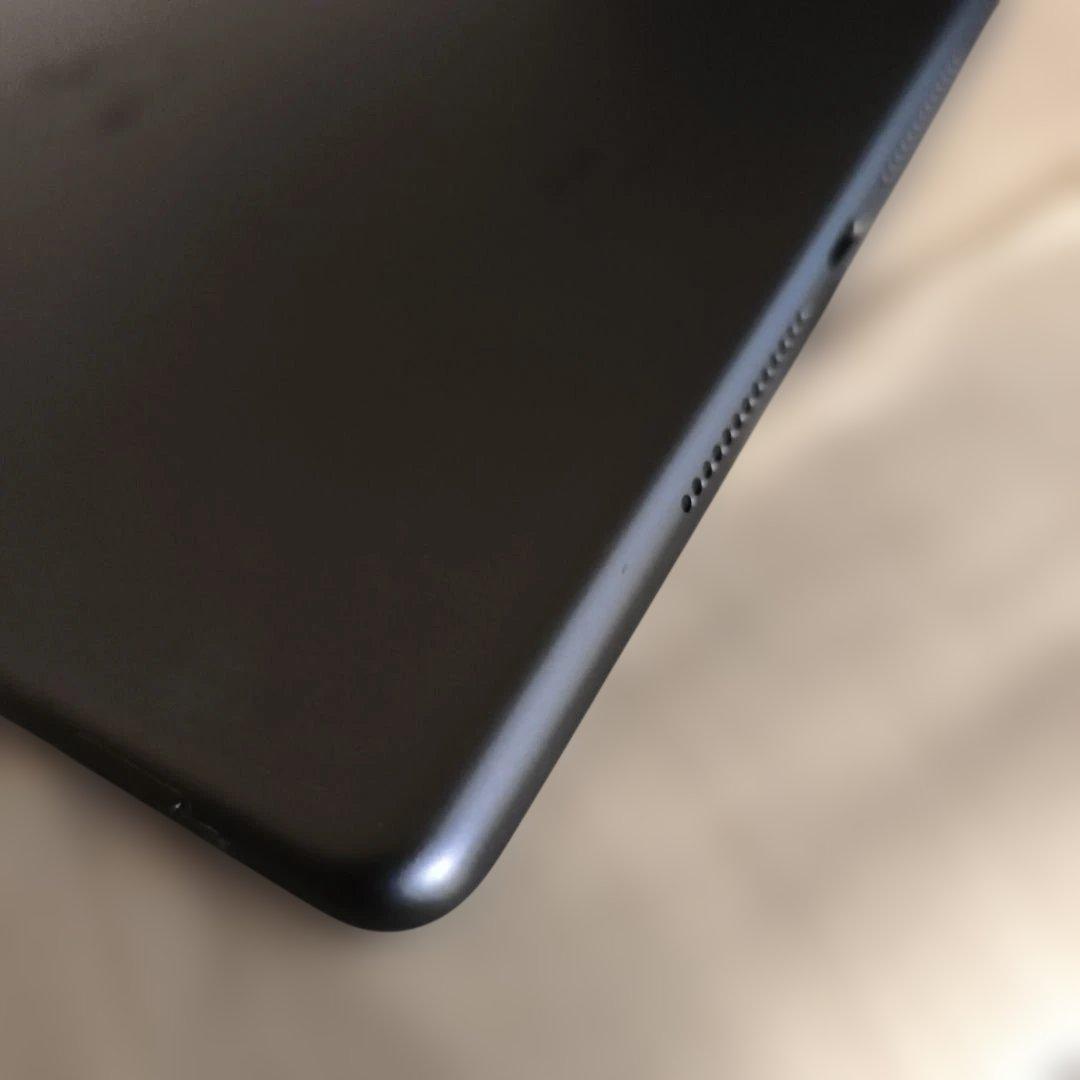 第8世代 32GB セルラーモデル 32GBスペースグレ85％