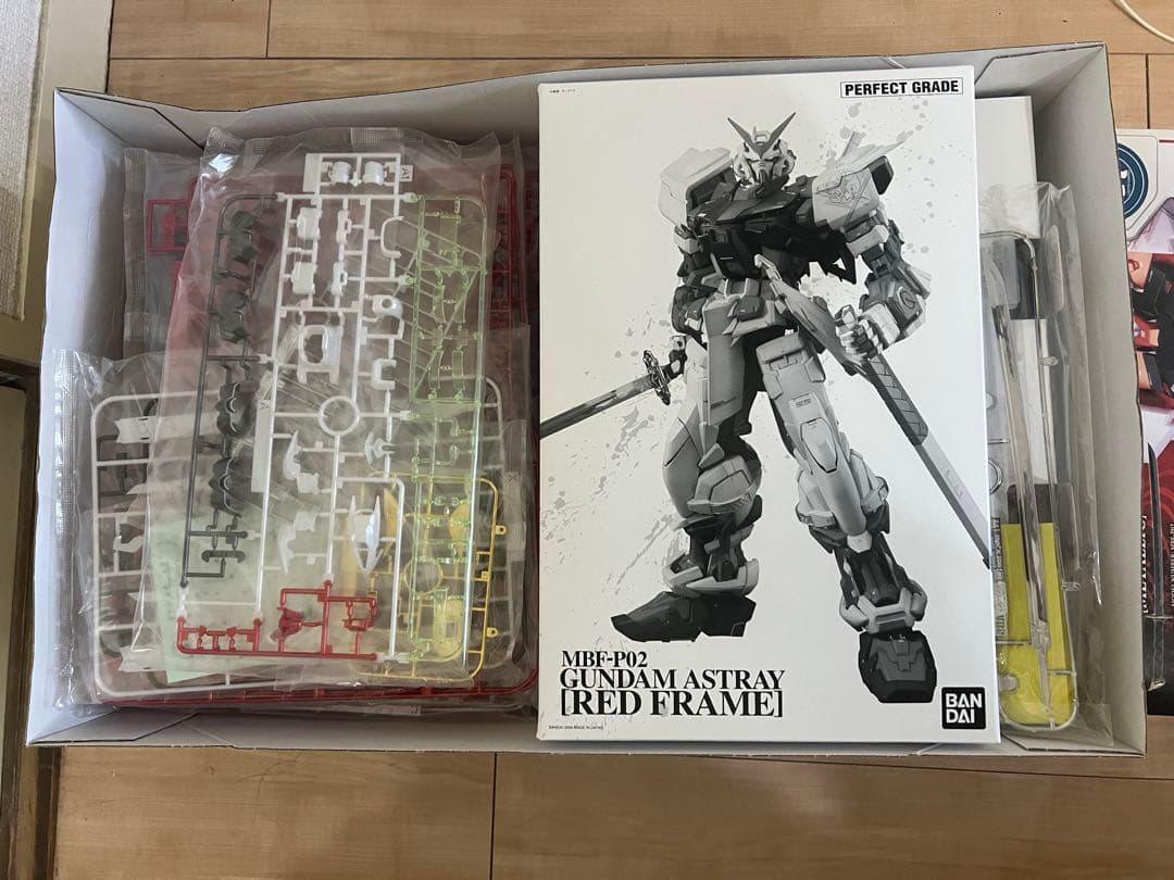 限定PG ガンダムアストレイレッドフレーム　メタリックver