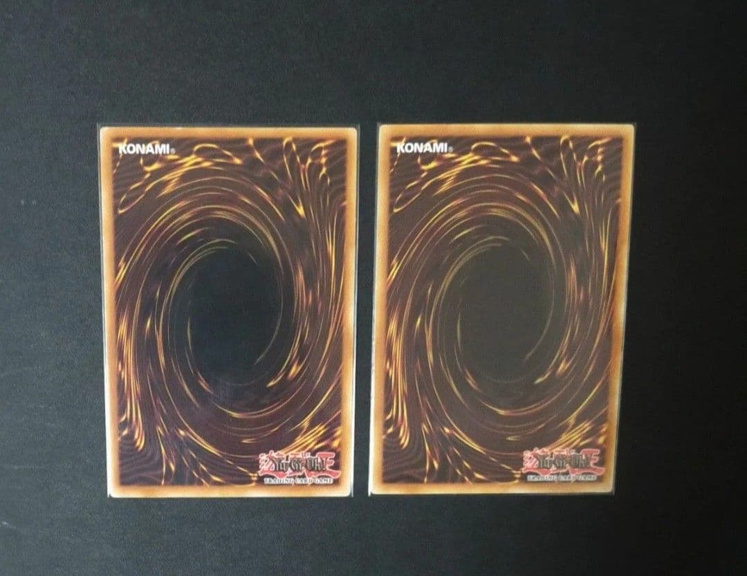 【希少】オシリスの天空竜＆オベリスクの巨神兵 ドイツ語版ゴールドシークレット