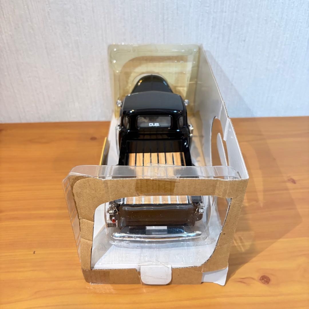 Jada Toys DUB CITY OLDSKOOL 1/24 車 ミニカー