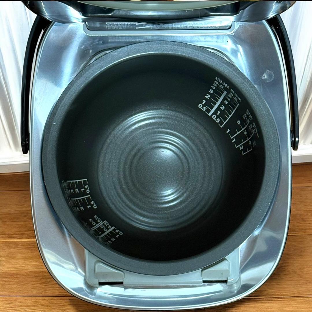 ☆良品 東芝 RC-10VXT K 真空圧力IHジャー炊飯器 5.5合 炎匠炊き