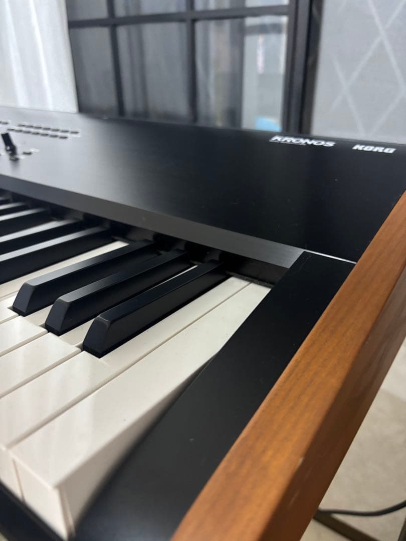 KORG KRONOS2 88　88鍵キーボードシンセサイザー ケース付き