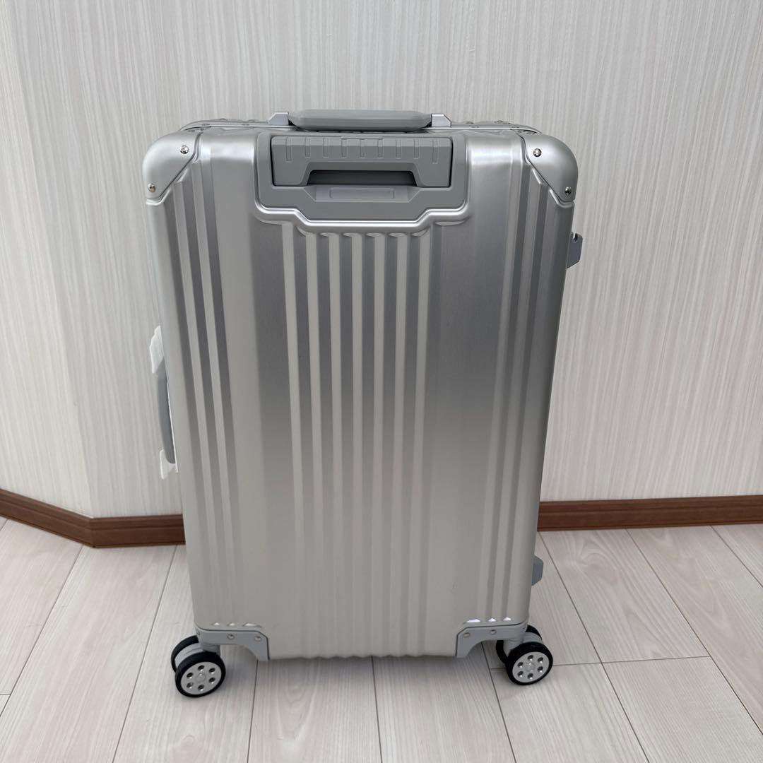 【新品 未使用】送料無料 メルセデスベンツ　スーツケースキャリーケース 65L