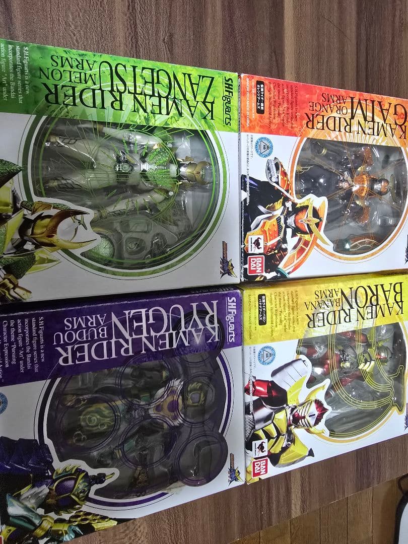 S.H.Figuarts 仮面ライダー鎧武セット