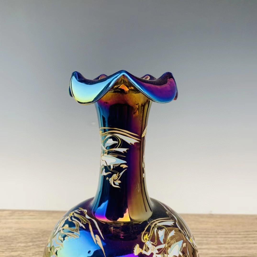 中国古美術・旧蔵の磁器・定瓷七彩飛天紋花口瓶・置物・書道具・茶道具・文房具・賞物