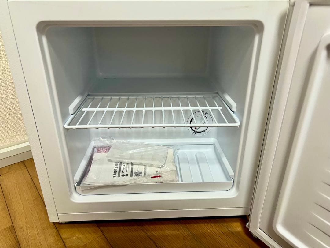 【新品同様】2023年製 A-Stage 冷凍庫31L FZ03A-31WT