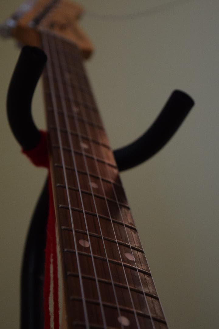 FERNANDES ストラトタイプ 初心者の方にオススメです