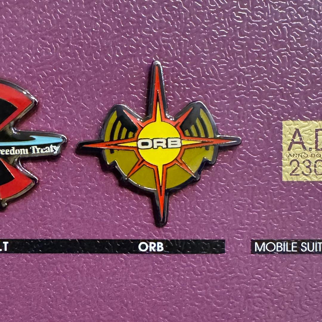 神仏　オーブ　ザフト　地球連合　ガンダム生誕30周年　ピンズ　3点