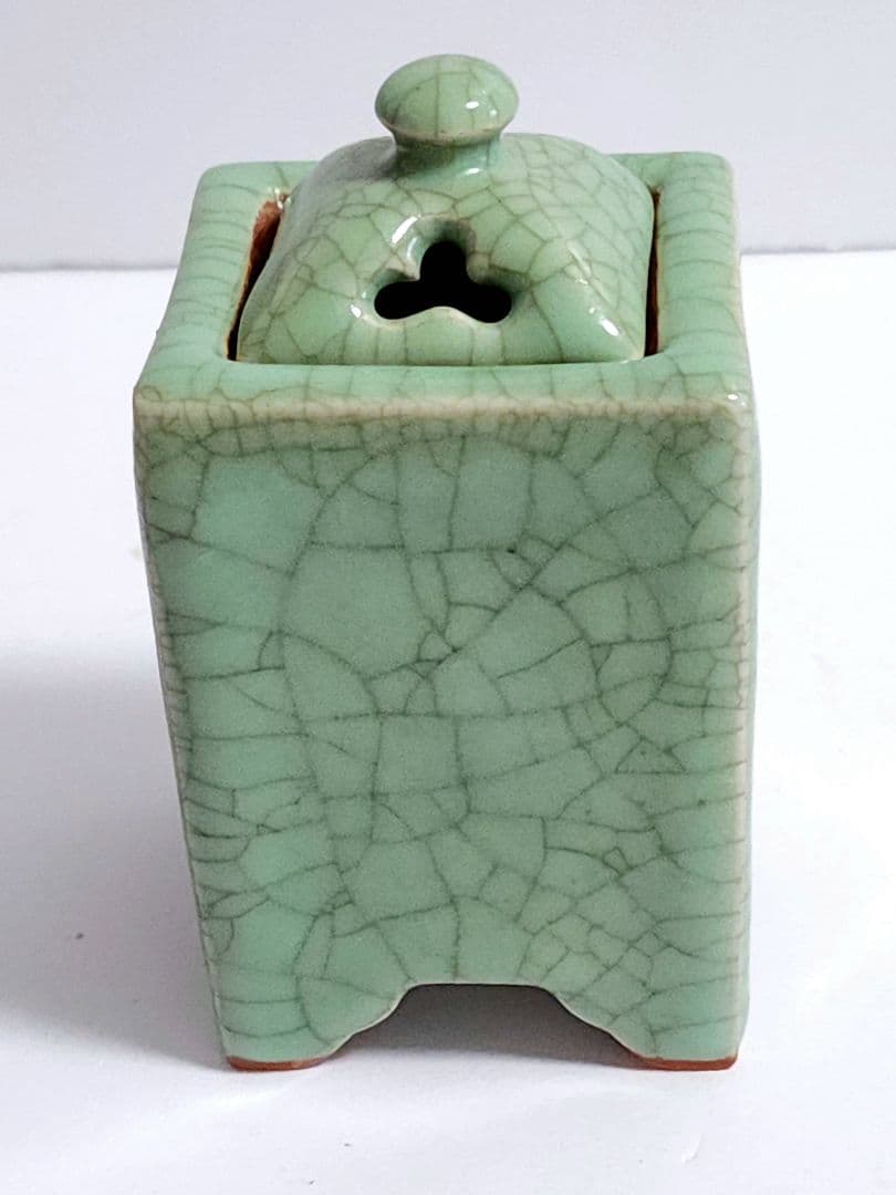 弓野窯 人間国宝 中島 宏 青磁香炉 共箱 共布 栞 未使用