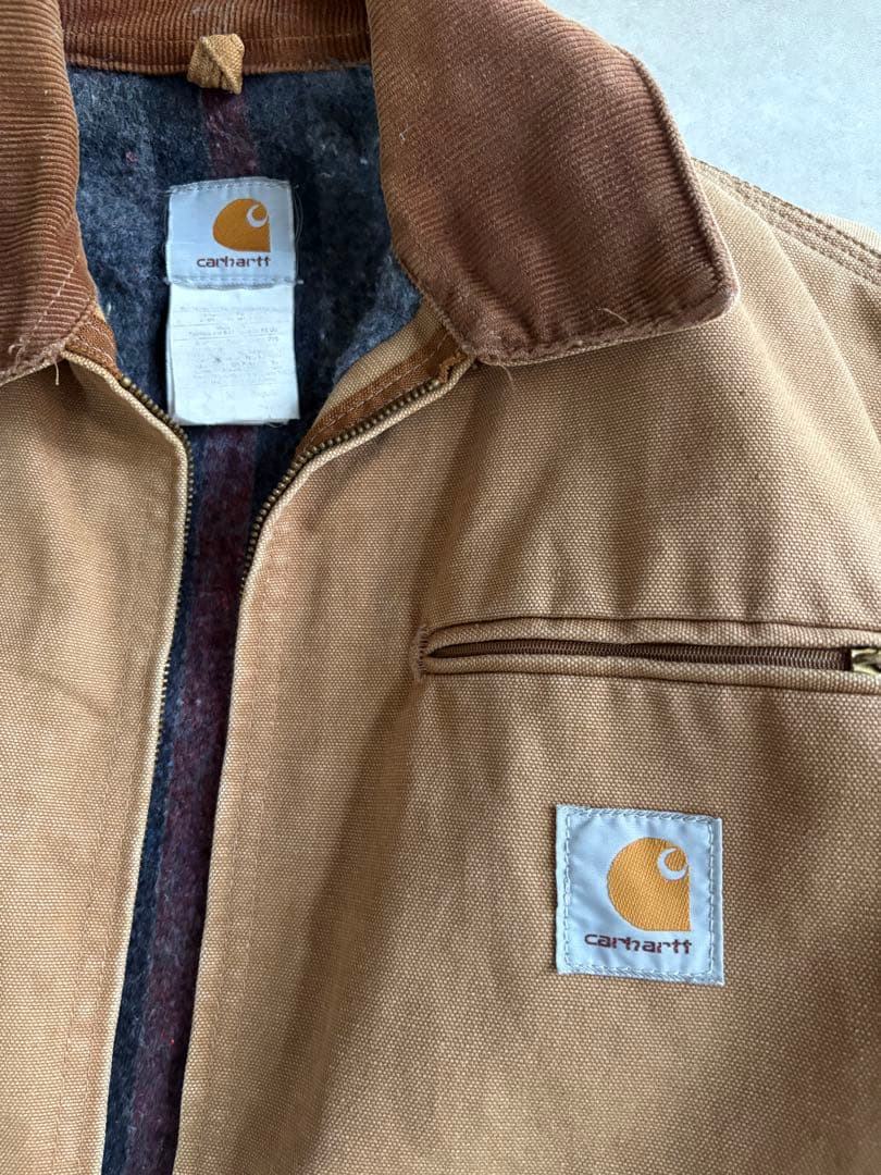 Carhartt ブラウン ジャンパー