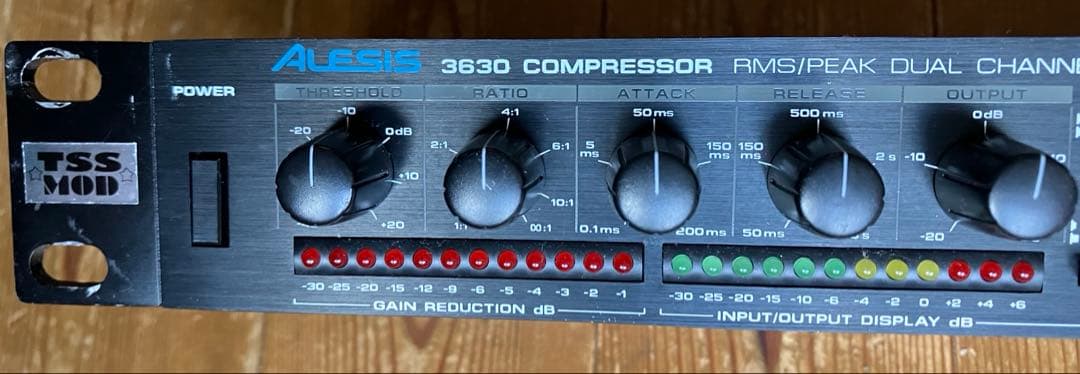 ● Alesis 3630 Compressor 改造品 名機