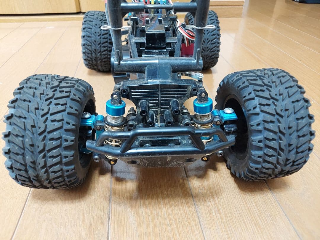 タミヤ　GF-02(スカッシュバン)　ランクルボディ