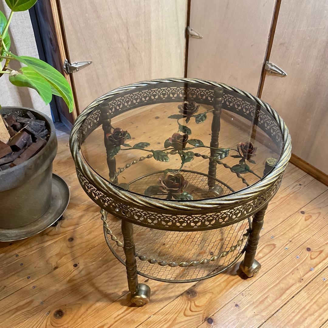 美品！薔薇 サイドテーブル 丸 ガラス バラ キャスター付 アンティーク調