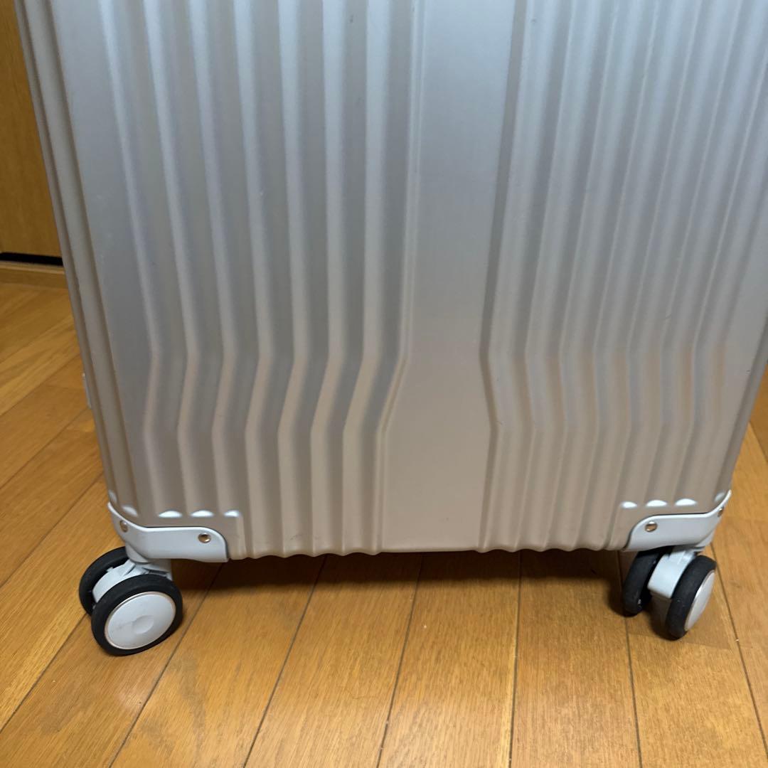 レジェンドウォーカー 1512 アルミ スーツケース 64L M シルバー