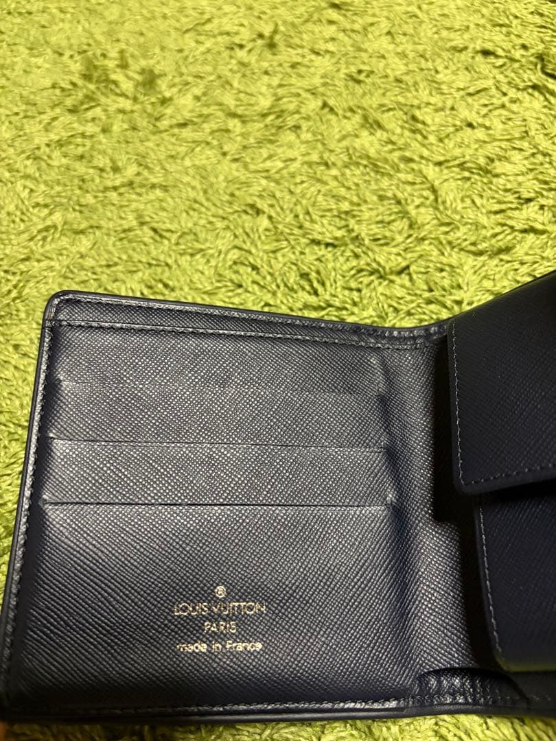 ルイヴィトンモノグラム・ウォレット 使用回数少ない　多少の汚れあり