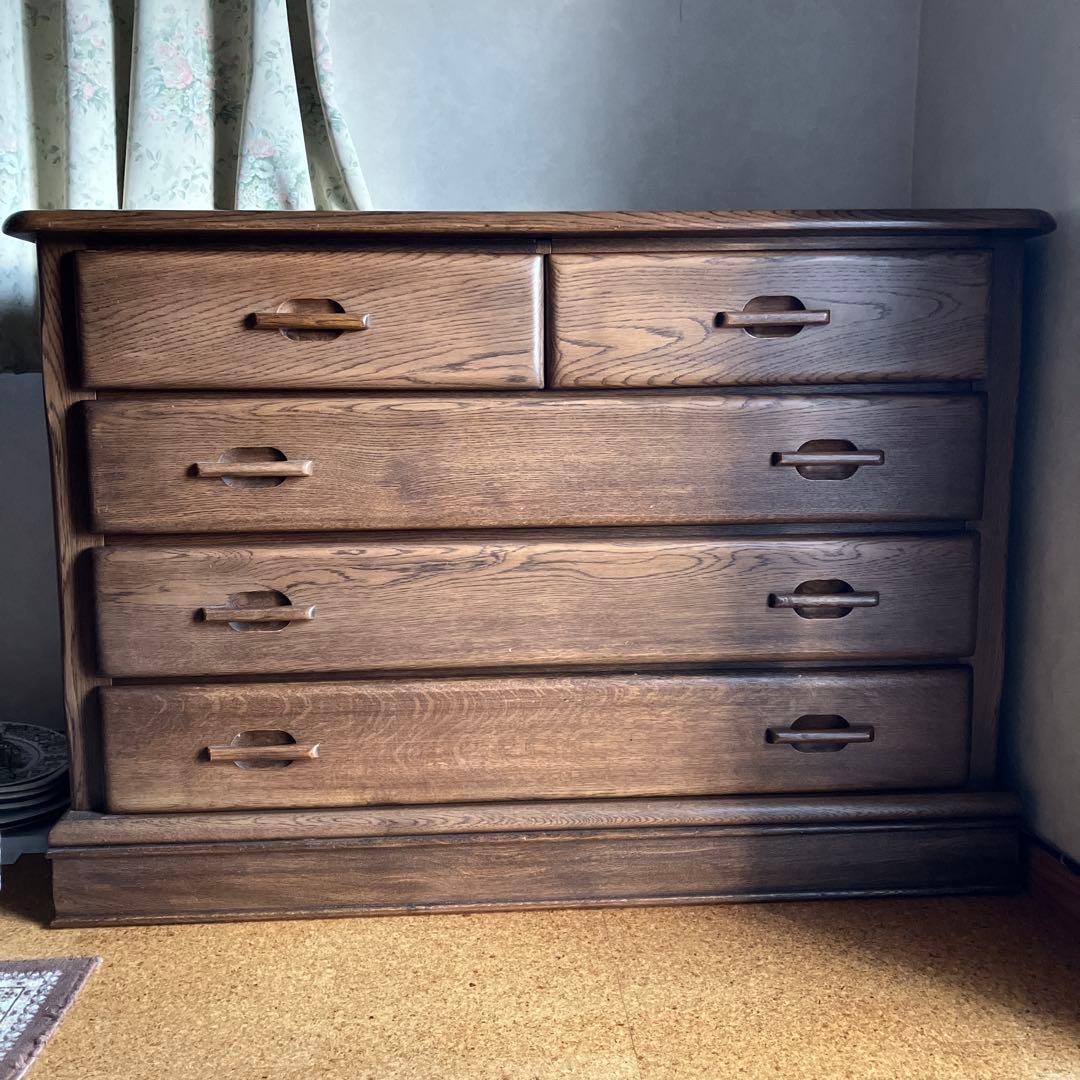 天然木　高級タンス